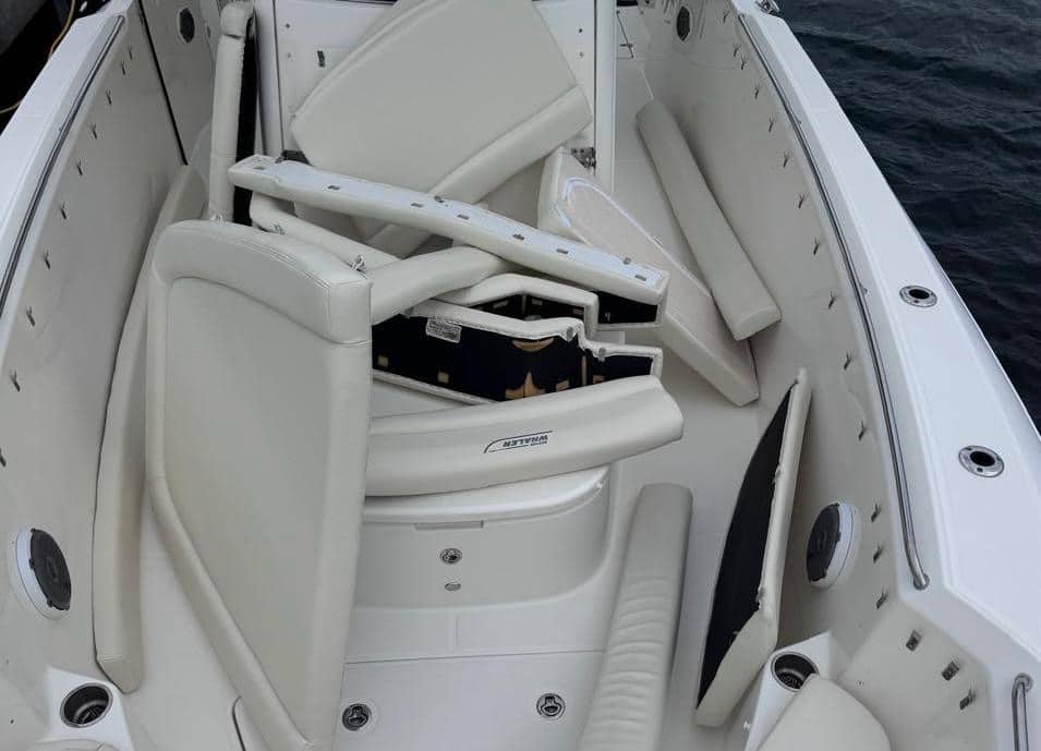 Their side bolsters Boston Whaler are typically mounted using aluminum or stainless hooks attached to the inner hull.