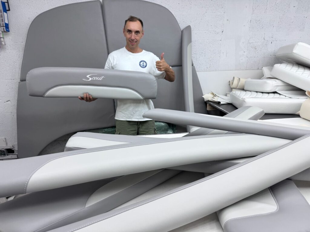 upholstering a boat seat