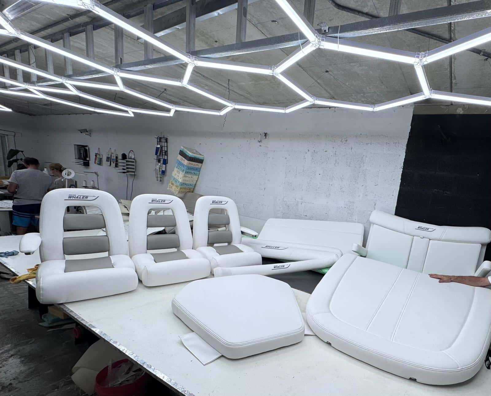 PHOTO-2025-11-08-23-07-01